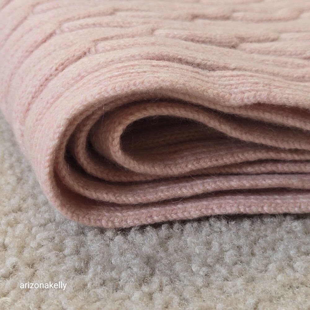 Pink Cable Knit Scarf Preppy - Picture 7 of 8